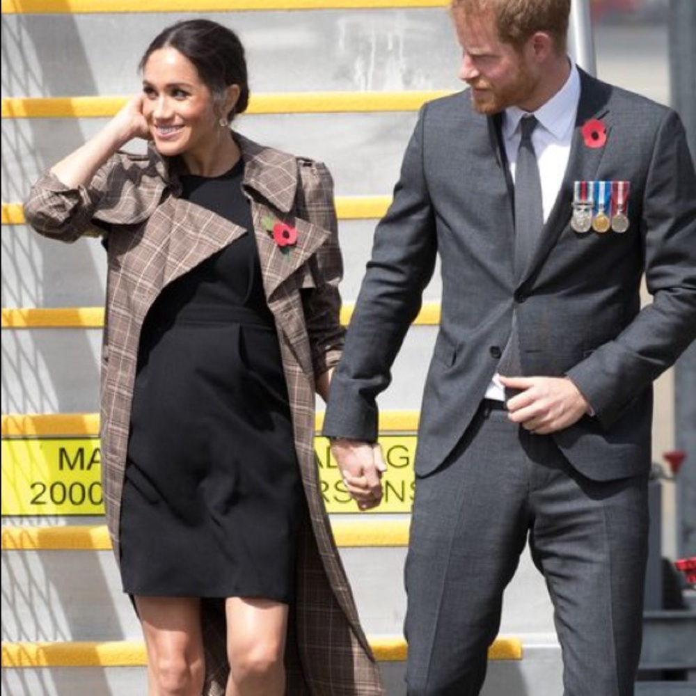 ASOS Maternity Megan Markle Dress NWT